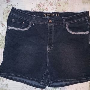Plus size black short jeans